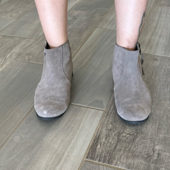 mushroom suede leather flat ankle boots - Picture 2 of 6